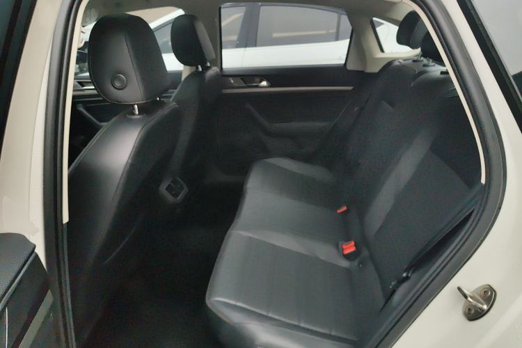 Used Volkswagen Lavida 2022 1.5L Automatic Comfort Edition
