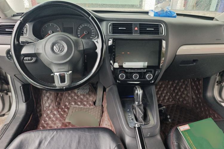 Used Volkswagen Sagitar 2014 Revised Version 1.6L Automatic Comfort Edition
