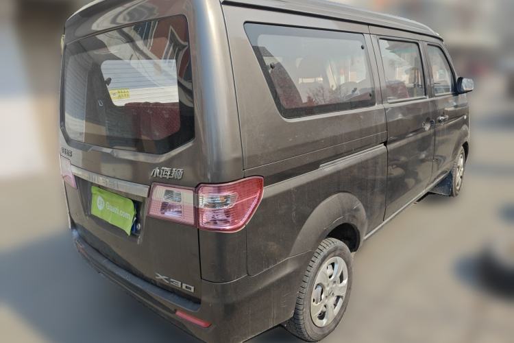 Used Jinbei Hiace X30 2013 1.3L Standard Version
