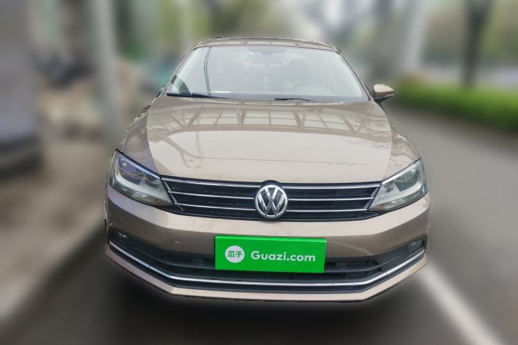 Used Volkswagen Sagitar 2015 230TSI Automatic Luxury Model