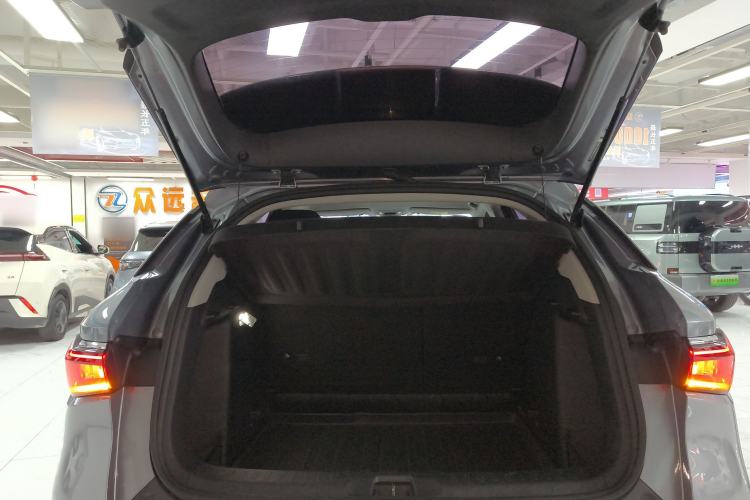 Used BYD Yuan PLUS 2022 430 km Luxury Version Trunk