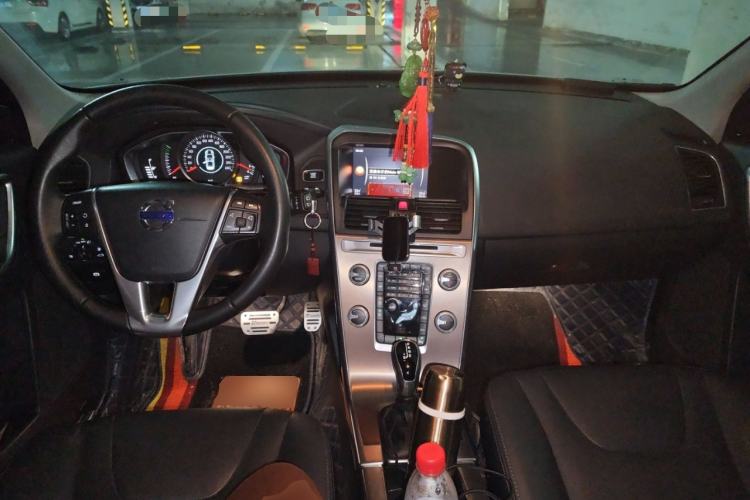 Used Volvo XC60 2017 T5 Smart Upgrade Edition