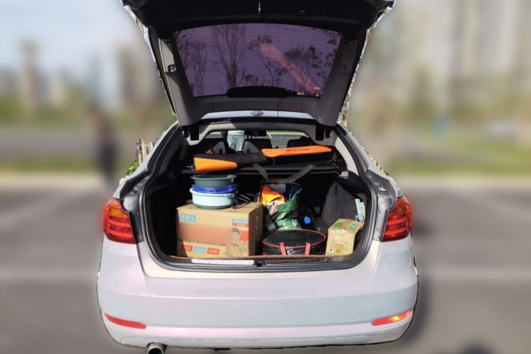 Used BMW 3 Series GT 2013 320i Leading Model Trunk