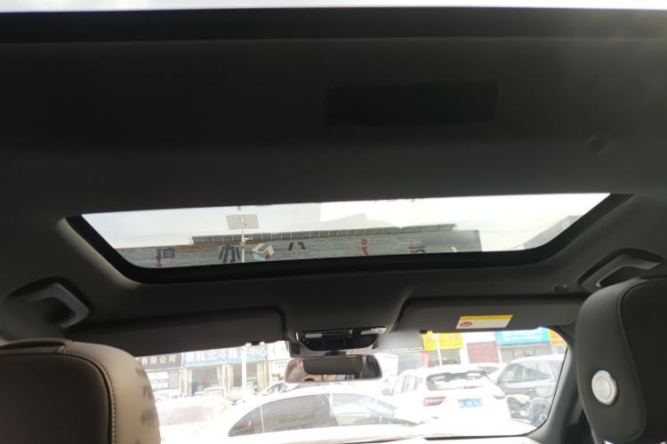 Used Li Auto L8 2023 Pro Model Headliner