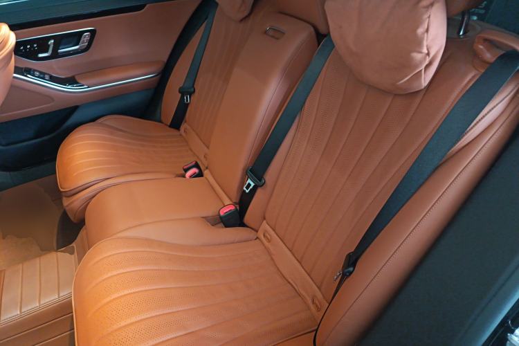 Used Mercedes-Benz S-Class 2021 S 400 L Business Model Left Rear Seat