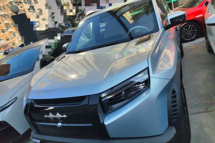 Used Formula Leopard Titanium 3 2025 501KM All-Wheel Drive Intelligent Driving Ultra Version