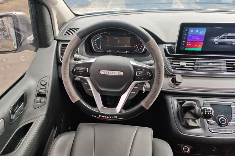 Used SAIC MAXUS G10 2024 2.0L Manual Multi-Function Travel Version CNG 7-Seater