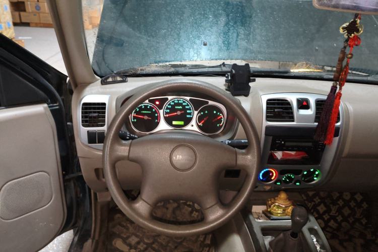 Used JMC Baodian 2015 2.8T New Value-Added Diesel Two-Wheel Drive Comfort Edition JX493ZLQ4F
