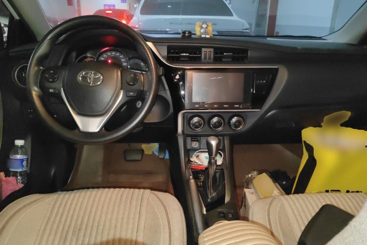 Used Toyota Levin 2017 Revised 185T CVT Elite Edition China V Standard Center Console