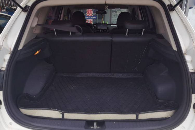 Used Bestune T33 2019 1.6L Automatic Luxury Edition China VI Trunk