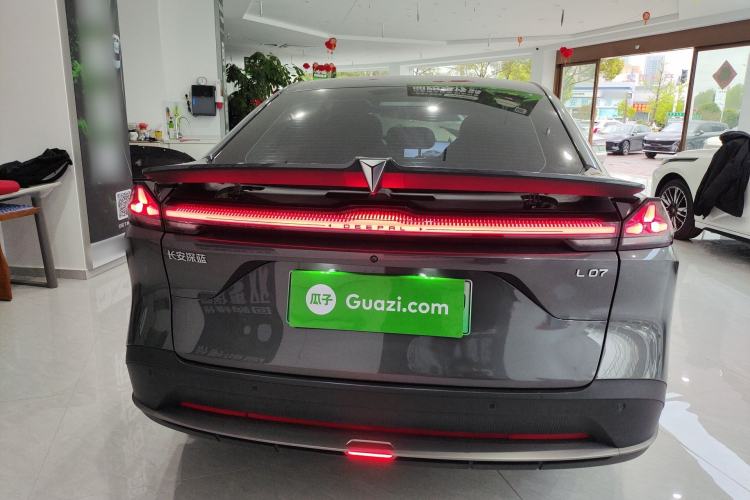 Used Deepal L07 2024 230Max Qiankun Intelligent Driving ADS SE Range-Extended Version Rear