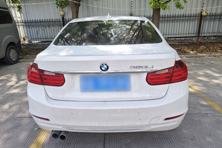 Used BMW 3 Series 2014 328Li Fashion Model
