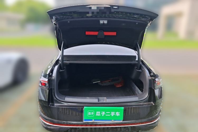 Used Volkswagen Magotan 2024 380TSI DSG Prestige Edition DaMai Package
