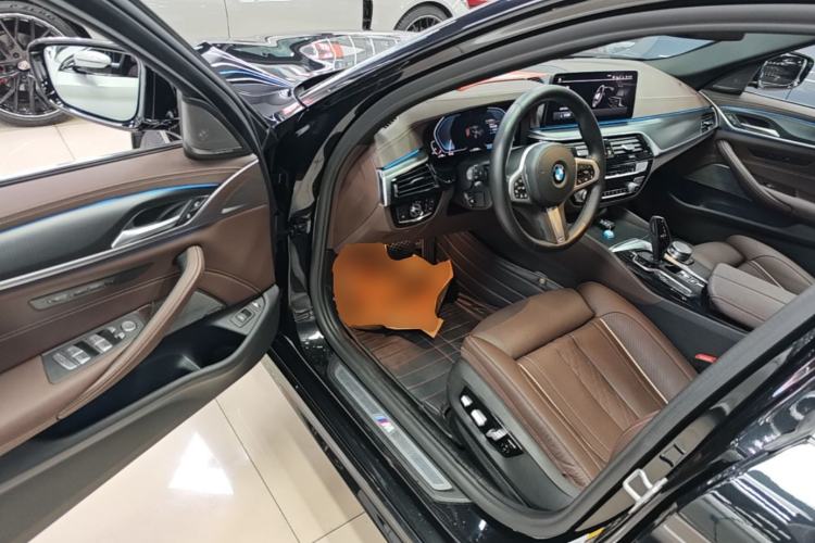 Used BMW 5 Series New Energy 2021 Restyled 535Le Pioneer Edition M Sport Package
