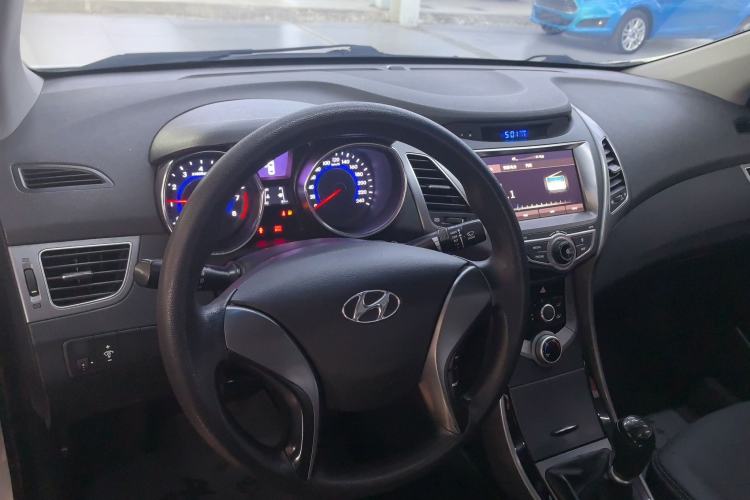 Used Hyundai Elantra (5th Generation / Langdong) 2016 1.6L Manual Luxury Model
