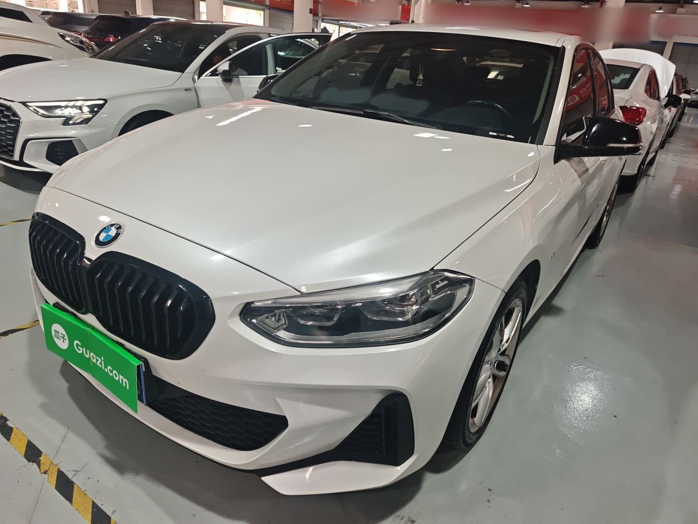 Parte inferior delantera