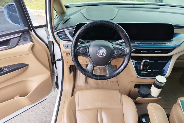 Used Buick GL8 2020 ES Land Cruiser 653T Luxury Edition Steering Wheel