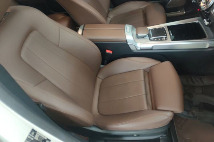 Used Mercedes-Benz GLB 2021 GLB 200 Fashion Model Right Front Seat