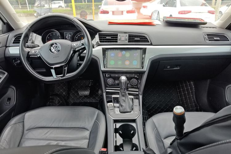 Used Volkswagen Lamando 2015 280TSI DSG Comfort Edition
