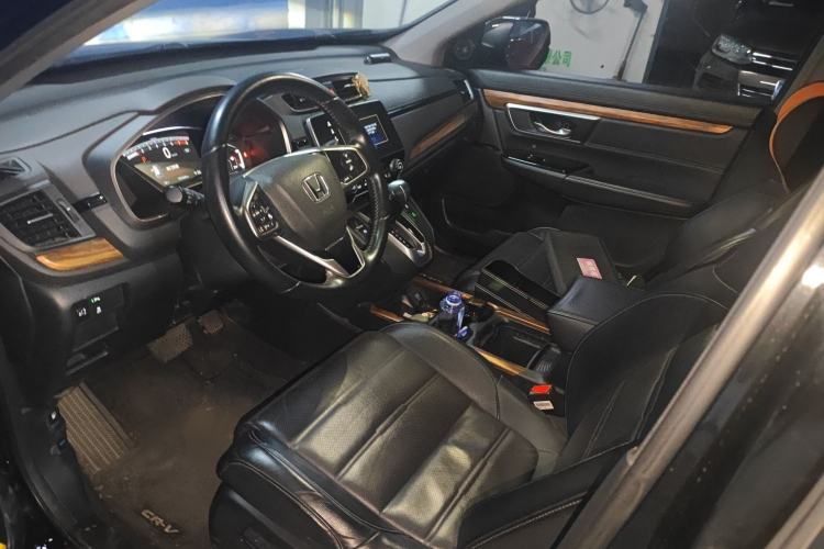 Used Honda CR-V 2019 Brilliant Edition Plus 240TURBO CVT Two-Wheel Drive Fashion Version China VI Emission Standard Left Front Seat