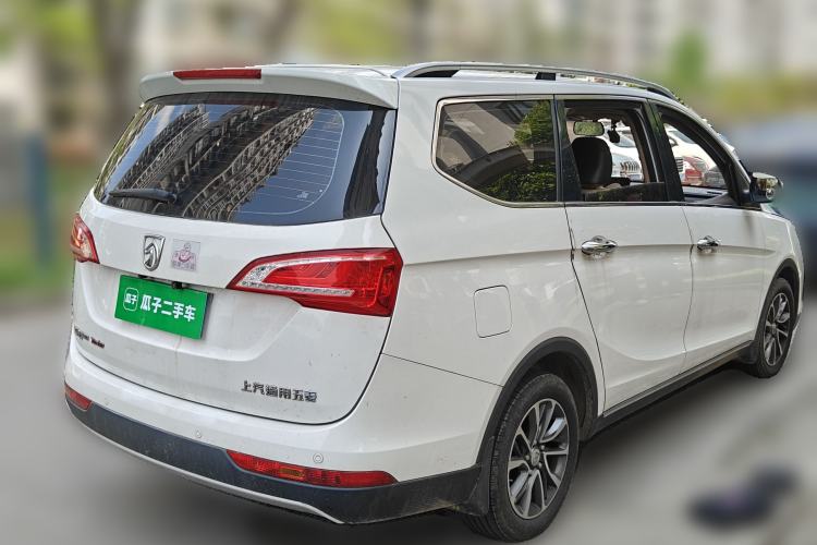 Used Baojun 730 2017 1.5T Manual Style 7 Seats China V