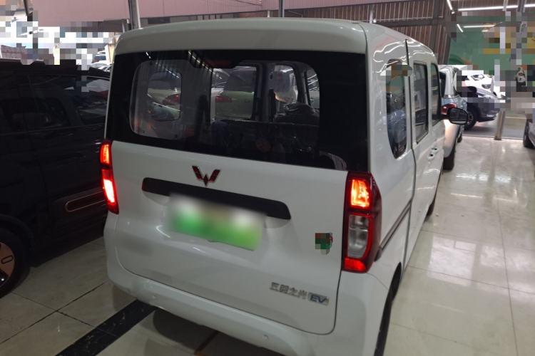 Used Wuling Zhiguang New Energy 2025 Standard Model Rear Right 45 Deg