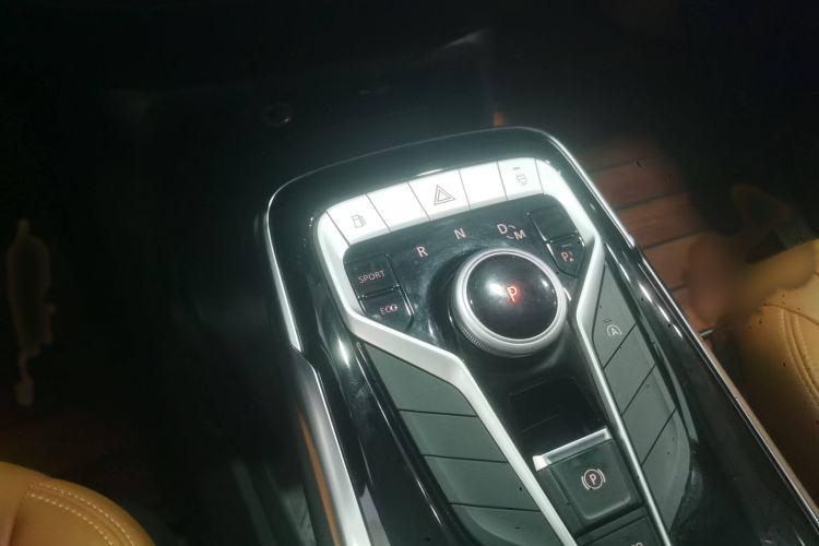 Used SAIC MAXUS G20 2021 PLUS 2.0T Gasoline Automatic Luxury Edition