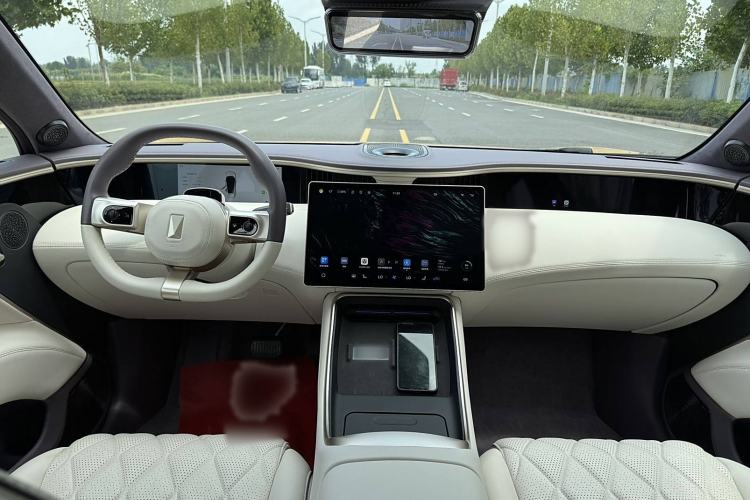 Used Avatr 11 2024 580 Three-Laser Four-Wheel Drive Luxury Edition