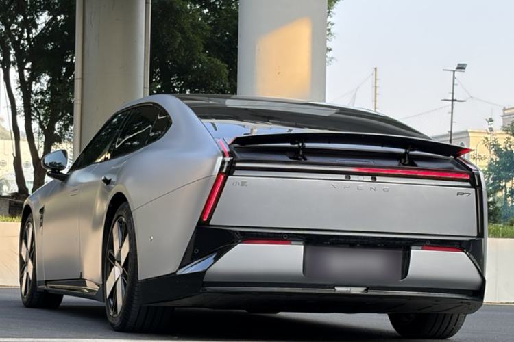 Used XPeng P7 2025 Model—750 All-Wheel-Drive Pengyi Ultra Exterior 3