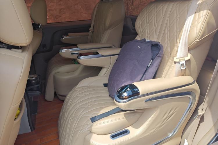 Used Buick GL8 2014 2.4L Classic Edition Left Rear Seat