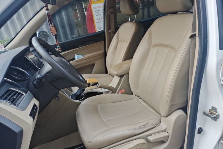 Used Baojun 730 2016 1.5L Manual Comfort Version 7 Seats China V Emission Standard