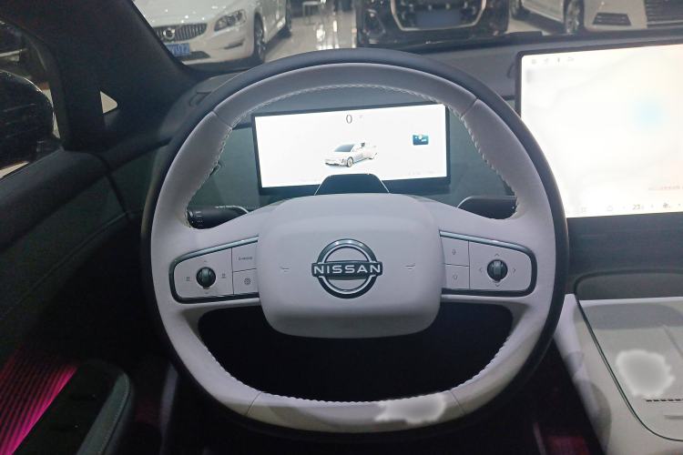 Used Nissan N7 2025 625 Max Steering Wheel