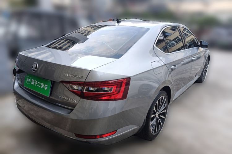 Used Skoda Superb 2016 TSI330 DSG Smart Drive Edition
