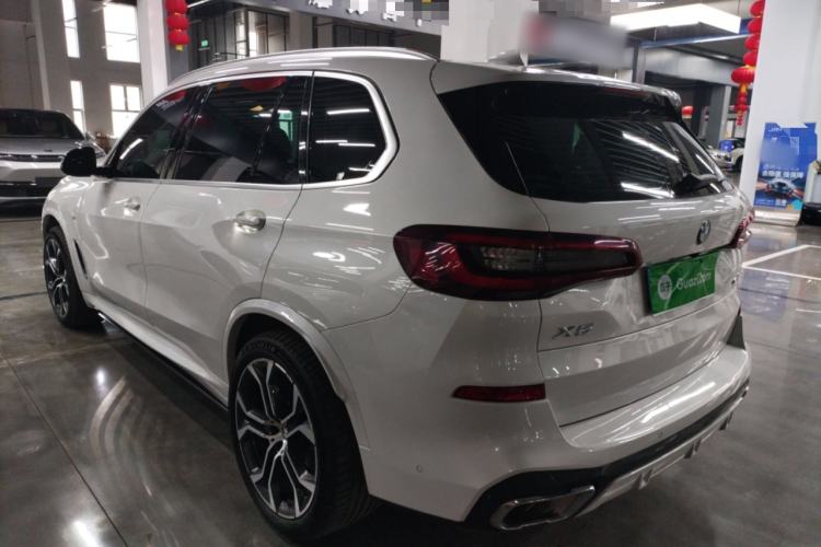 Used BMW X5 2022 xDrive 40Li Luxury Edition M Sport Package