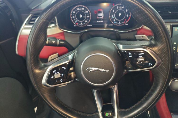 Used Jaguar F-PACE 2021 340 PS R-Dynamic SE
