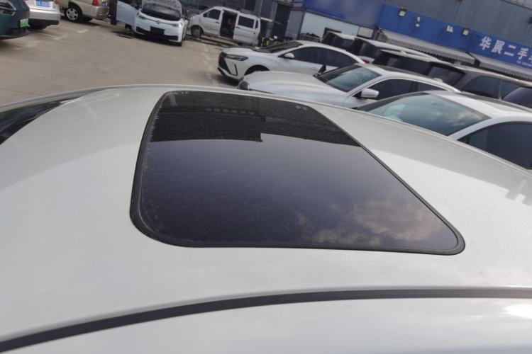 Used Toyota Levin 2017 Revised 185T CVT Elite Edition China V Standard Roof