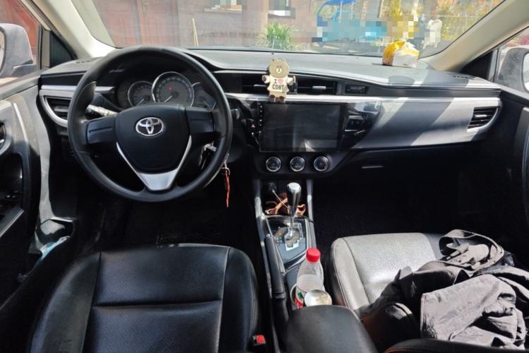 Used Toyota Levin 2014 1.6G CVT Elite Edition Center Console