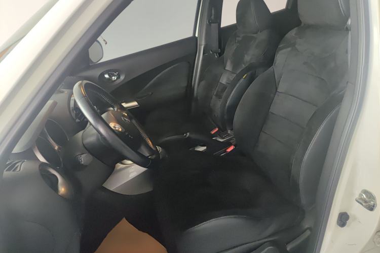 Used Infiniti ESQ 2014 1.6L Spontaneous Edition Left Front Seat