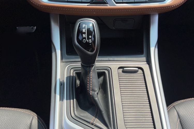 Used Geely Auto Vision X6 2018 1.4T CVT 4G Connected Flagship Edition
