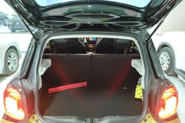 Used smart forfour 2016 0.9T 66 kW Pioneer Edition