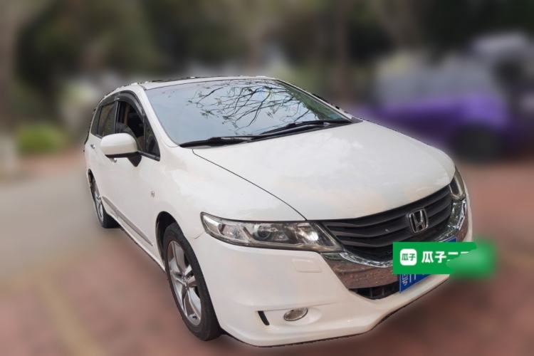 Used Honda Odyssey 2009 2.4L Luxury Edition Front Right 45 Deg