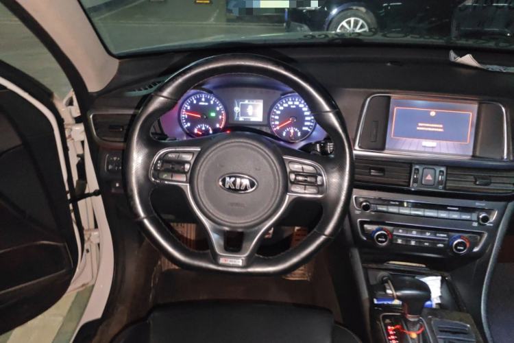 Used Kia K5 2016 1.6T Automatic LUX
