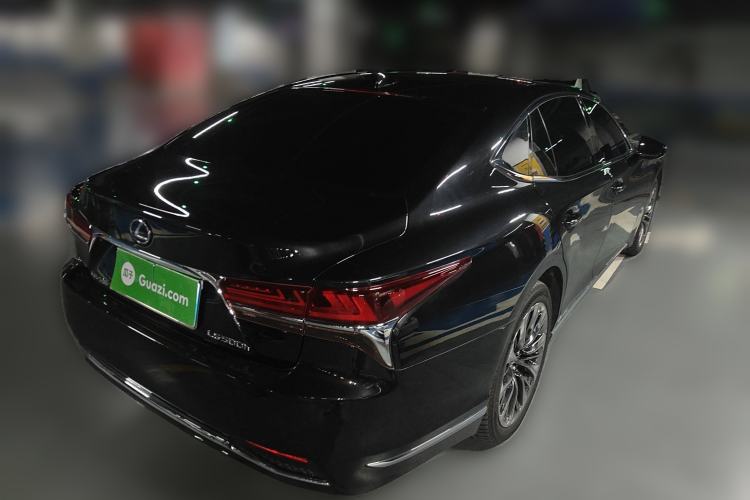 Used Lexus LS 2018 500h Executive Edition China V Standard