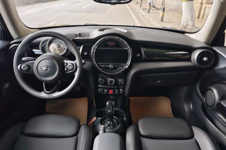 Used MINI 2019 1.5T COOPER Classic Edition