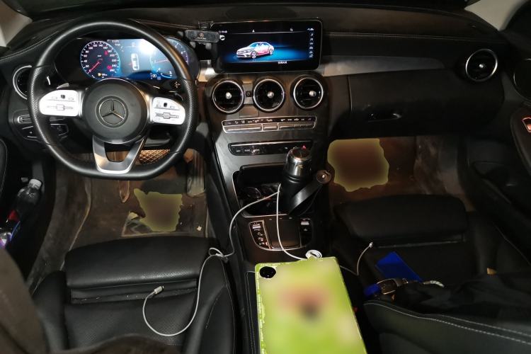 Used Mercedes-Benz C-Class 2020 Restyled C 200 L Fashion Edition Sport Version Center Console