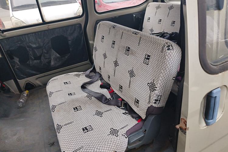 Used Wuling Zhiguang 2013 1.0L Practical Version Left Rear Seat