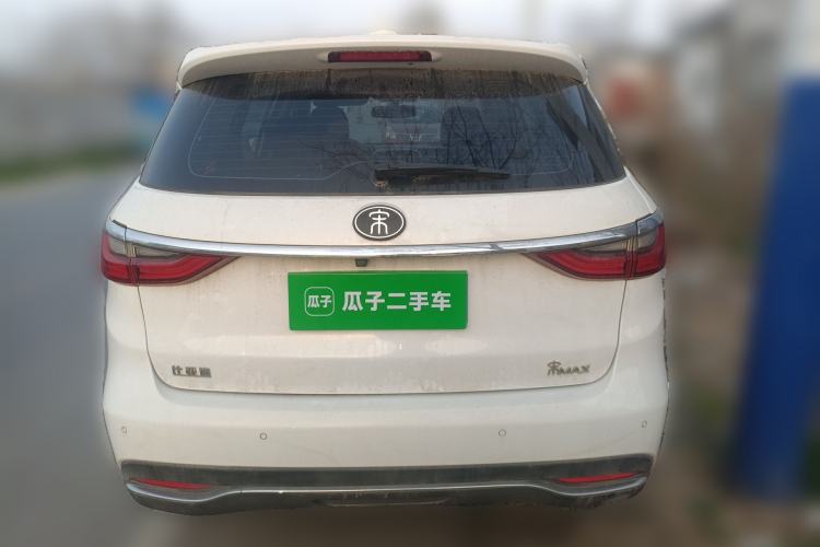 Used BYD Song MAX 2018 1.5T Automatic Smart Connect Elite Model with 6 Seats