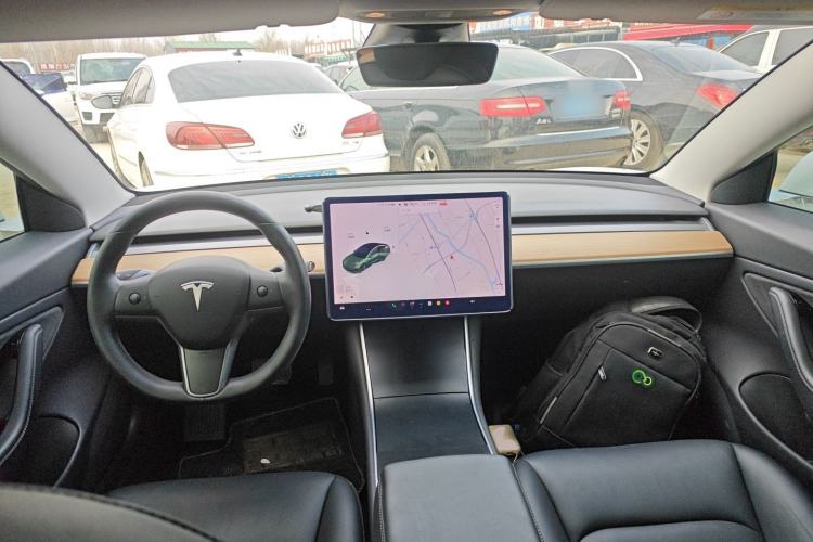 Used Tesla Model 3 2019 Long-Range All-Wheel-Drive Version