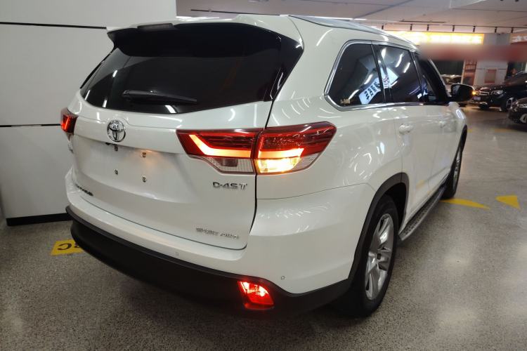 Used Toyota Highlander 2018 2.0T Four-Wheel Drive Luxury Version 7 Seats China VI Standard