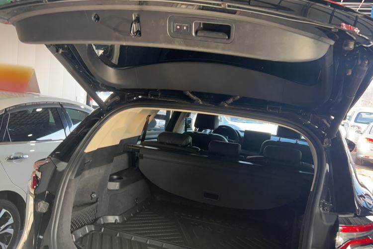 Used BYD Tang 2019 2.0T Automatic SmartConnect Luxury Version 5 Seats China VI Standard